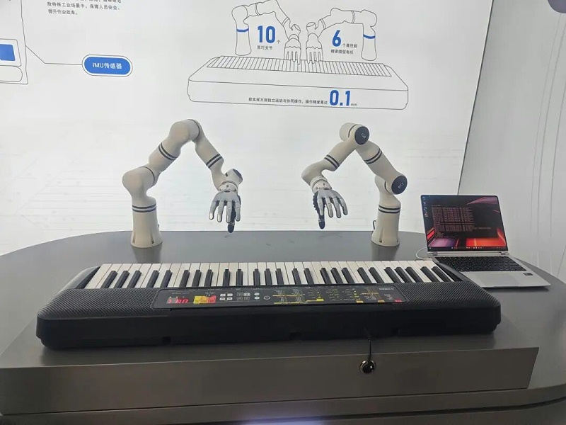 依斯倍一行前往浙江強腦科技參訪學(xué)習(xí) (3)